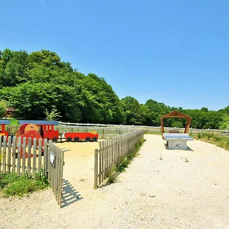 Σαλέ Chalet B2 *